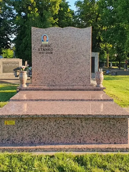 Kamenorezacka radnja, klesar, cena spomenika